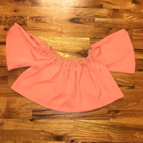 X Revolve No Type Top - Picture 2 of 5